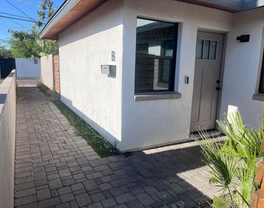 4034 E Moreland Street - Photo Thumbnail 19