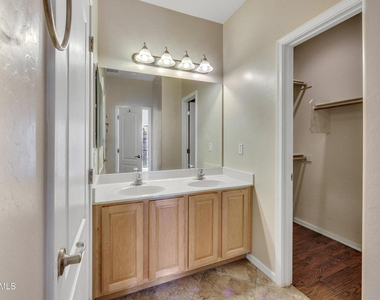 3441 E Avalon Drive - Photo Thumbnail 20