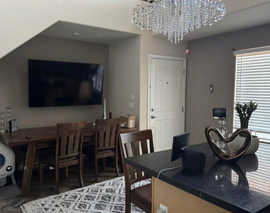 3441 E Avalon Drive - Photo Thumbnail 4