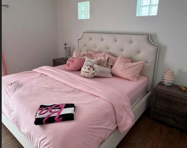 3441 E Avalon Drive - Photo Thumbnail 13
