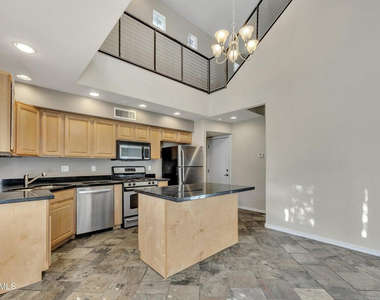 3441 E Avalon Drive - Photo Thumbnail 16