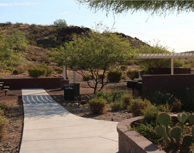 21144 W Cypress - Photo Thumbnail 12
