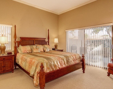 4015 N 78th Street - Photo Thumbnail 5