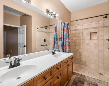 1 Northridge Circle - Photo Thumbnail 7
