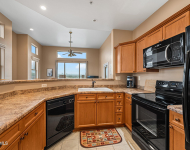 1 Northridge Circle - Photo Thumbnail 1