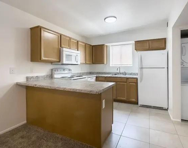 1735 W Cortez Street - Photo Thumbnail 1