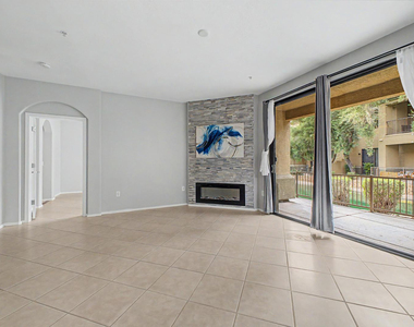 705 W Queen Creek Road - Photo Thumbnail 4