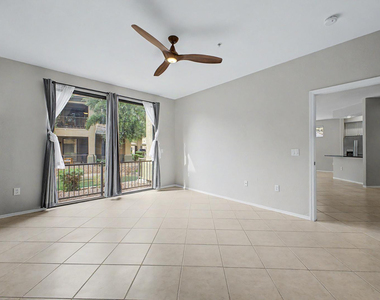 705 W Queen Creek Road - Photo Thumbnail 12