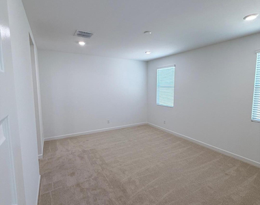 6988 W Buckhorn Trail - Photo Thumbnail 11