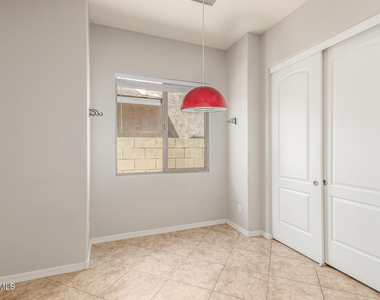 2789 N Heritage Street - Photo Thumbnail 11