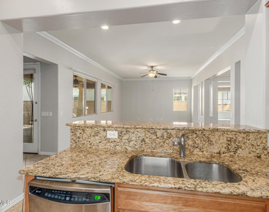 2789 N Heritage Street - Photo Thumbnail 7