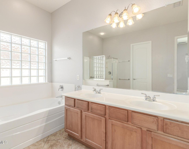 2789 N Heritage Street - Photo Thumbnail 41