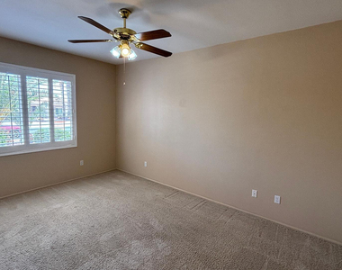 15138 W Las Brizas Lane - Photo Thumbnail 16