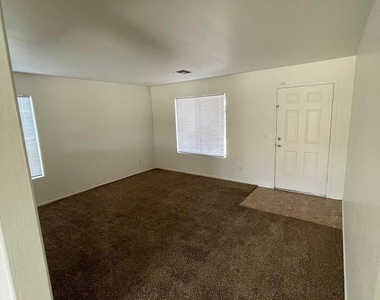 25881 W North Star Place - Photo Thumbnail 3