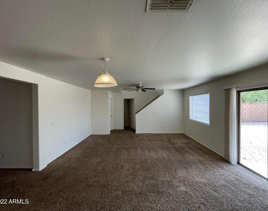 25881 W North Star Place - Photo Thumbnail 2