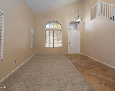 7457 W Melinda Lane - Photo Thumbnail 10