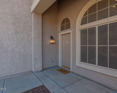7457 W Melinda Lane - Photo Thumbnail 3