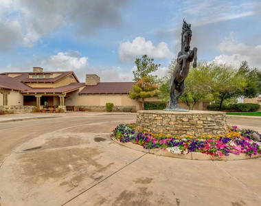 42376 W Chisholm - Photo Thumbnail 14