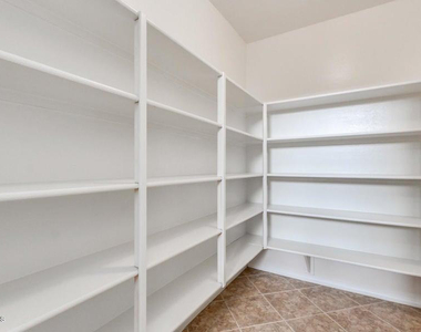 42376 W Chisholm - Photo Thumbnail 20