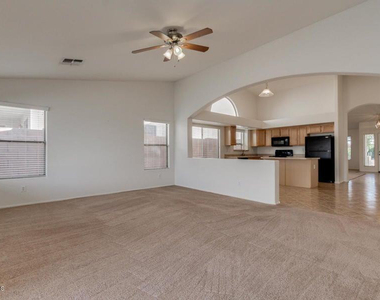 42376 W Chisholm - Photo Thumbnail 4