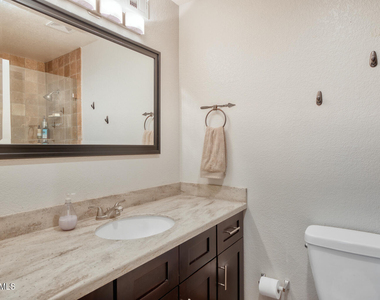 7356 N Via Camello Del Norte -- - Photo Thumbnail 15