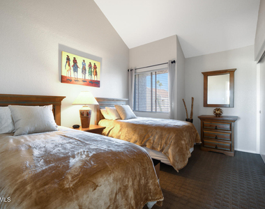 7356 N Via Camello Del Norte -- - Photo Thumbnail 17