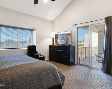 7356 N Via Camello Del Norte -- - Photo Thumbnail 13