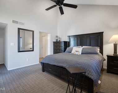 7356 N Via Camello Del Norte -- - Photo Thumbnail 12