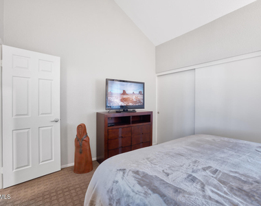 7356 N Via Camello Del Norte -- - Photo Thumbnail 20