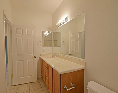 41440 N Bent Creek Way - Photo Thumbnail 19