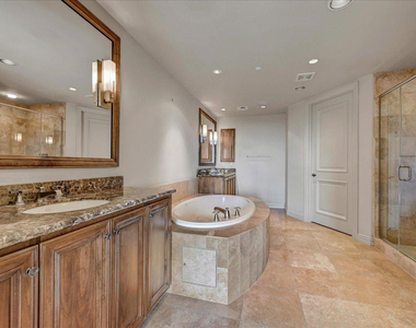 7181 E Camelback Road - Photo Thumbnail 5