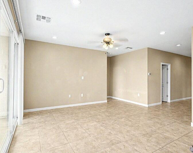 8271 W Ebbets Court - Photo Thumbnail 15