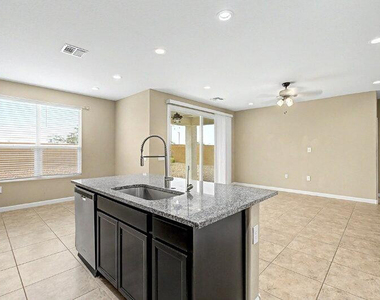 8271 W Ebbets Court - Photo Thumbnail 10