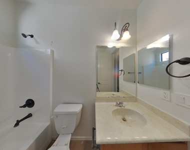 7731 S 45th Lane - Photo Thumbnail 12