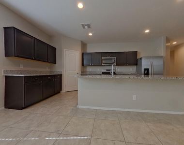 31026 W Earll Drive - Photo Thumbnail 3