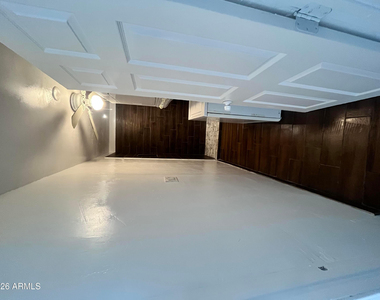 8426 N 34th Drive - Photo Thumbnail 8
