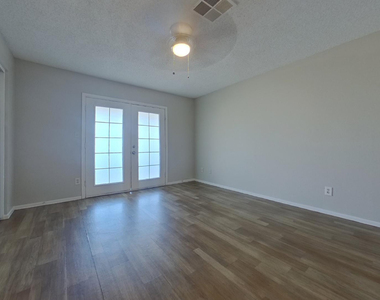 7044 W Taylor Street - Photo Thumbnail 7