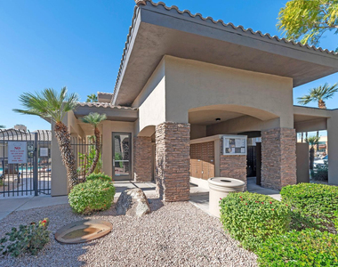 7009 E Acoma Drive - Photo Thumbnail 17