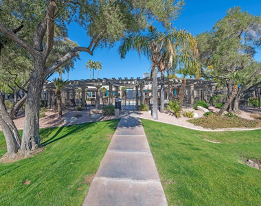 7009 E Acoma Drive - Photo Thumbnail 19