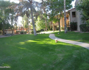 9275 E Mission Lane - Photo Thumbnail 15