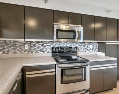 154 W 5th Street - Photo Thumbnail 10