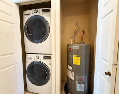 6112 N 28th Street - Photo Thumbnail 20