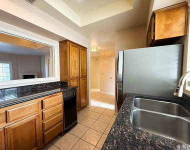 6112 N 28th Street - Photo Thumbnail 8