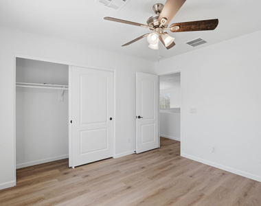 27513 N 63rd Drive - Photo Thumbnail 25