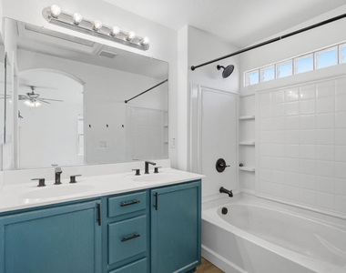 27513 N 63rd Drive - Photo Thumbnail 30