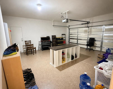4723 W Gelding Drive - Photo Thumbnail 14