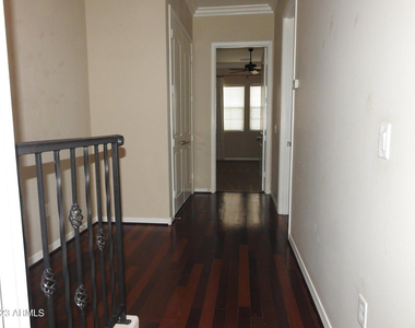 121 N California Street - Photo Thumbnail 9