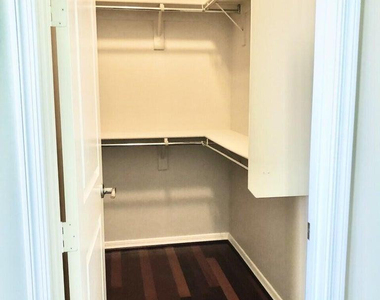 121 N California Street - Photo Thumbnail 17