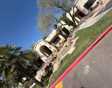 750 E Northern Avenue - Photo Thumbnail 14
