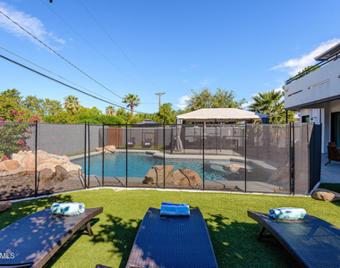 4514 N 35th Place - Photo Thumbnail 35